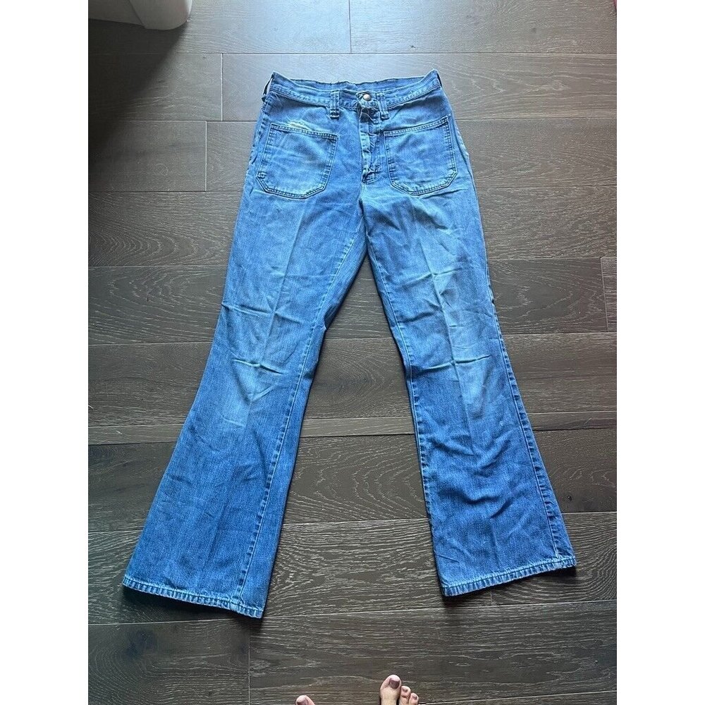 VTG Wrangler Women's 70s Med Wash Denim Bell Bottom Flare Jeans Sz 28x30